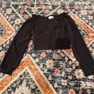 New black cropped top, small